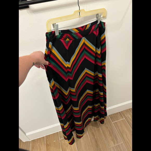 ZigZag Maxi Skirt - Picture 2 of 4